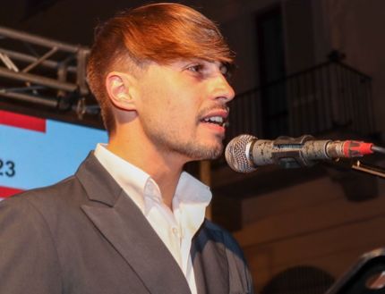 Il Comune di Lusciano lancia il Forum. I giovani senza la cravatta, però, disertano la tornata elettorale 2 PHOTO 2024 11 01 18 14 26