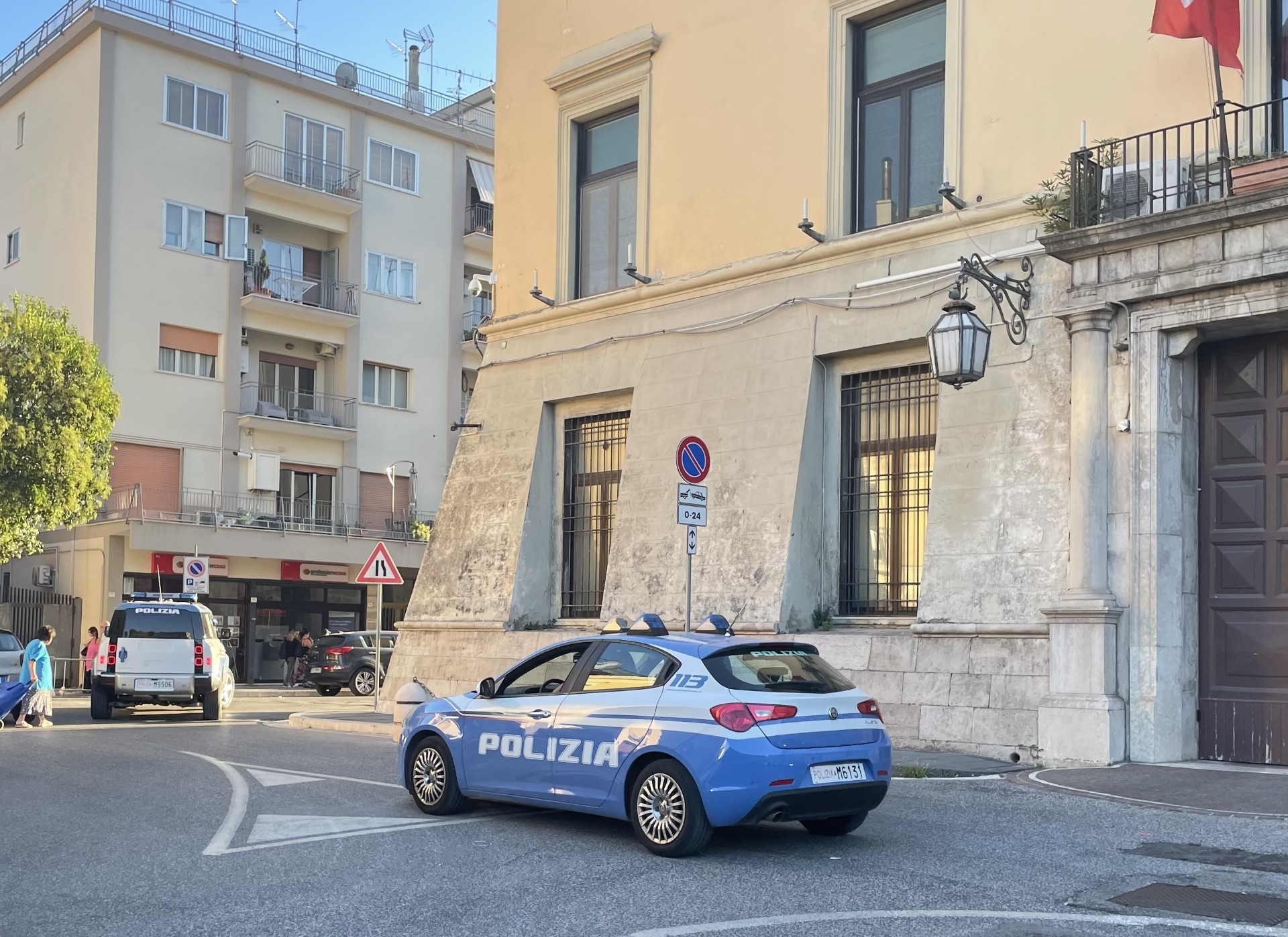 Stretta della Polizia a Caserta: 251 persone controllate e raffica di provvedimenti 1 upg e anticrimine