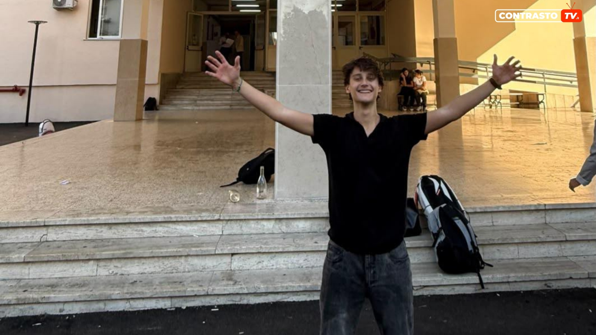 Christian Fabozzo è il nuovo rappresentante del liceo "Domenico Cirillo" 1 1 3