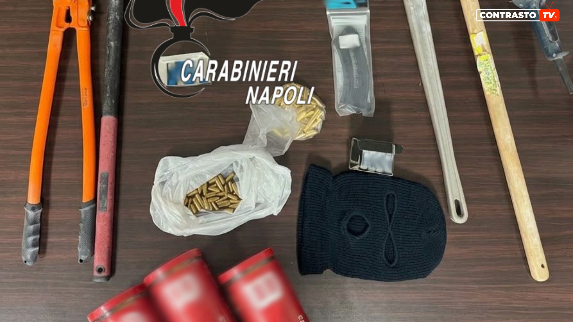 Tentato furto in una tabaccheria: un arresto e tre denunce 3 tentato furto in tabaccheria un arresto e tre denunce